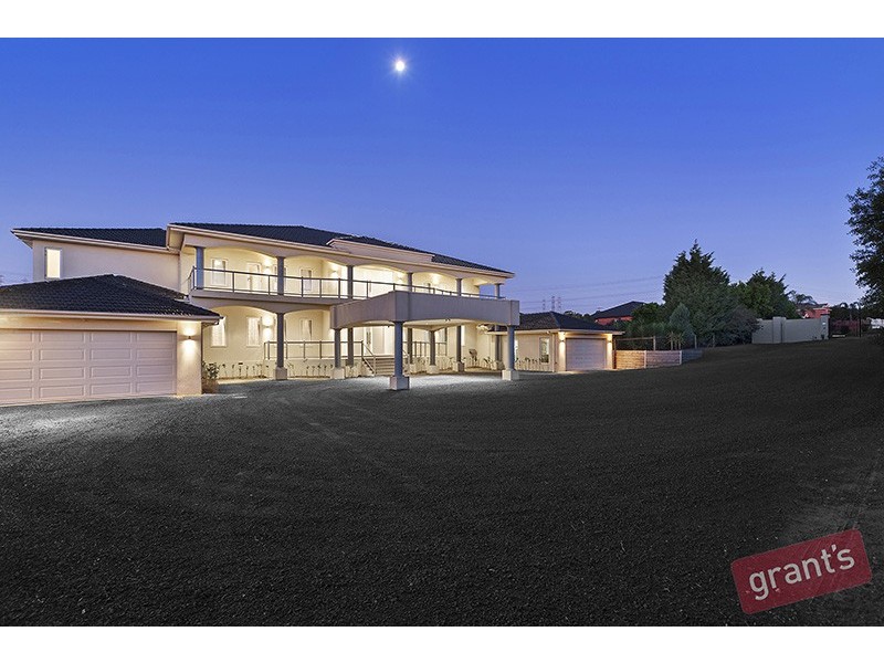 9 Springbank Rise, Narre Warren North VIC 3804