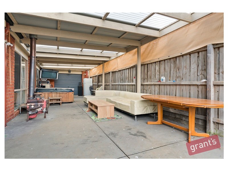 44 Boronia Avenue, Cranbourne VIC 3977