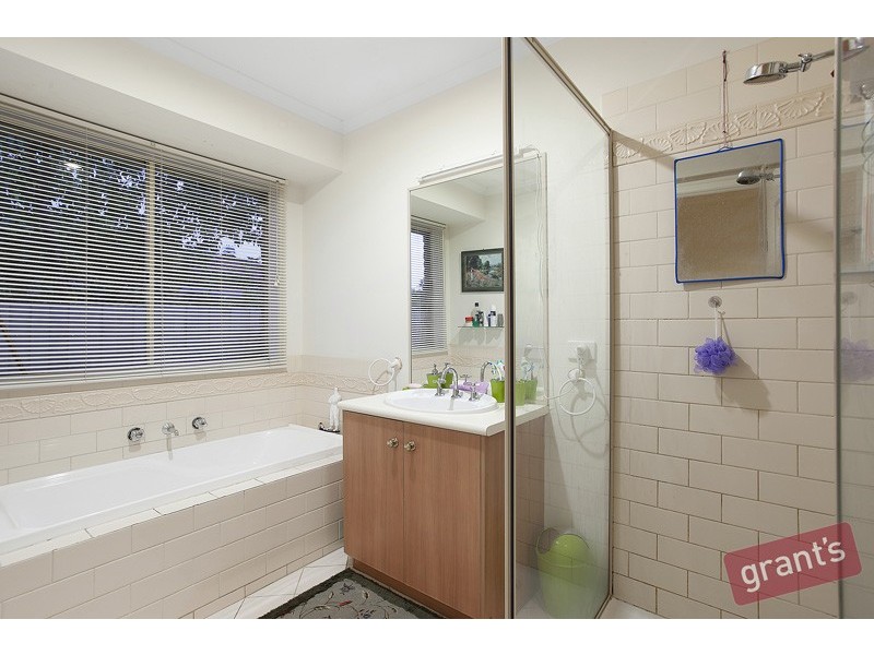 72 Littlecroft Avenue, Narre Warren South VIC 3805