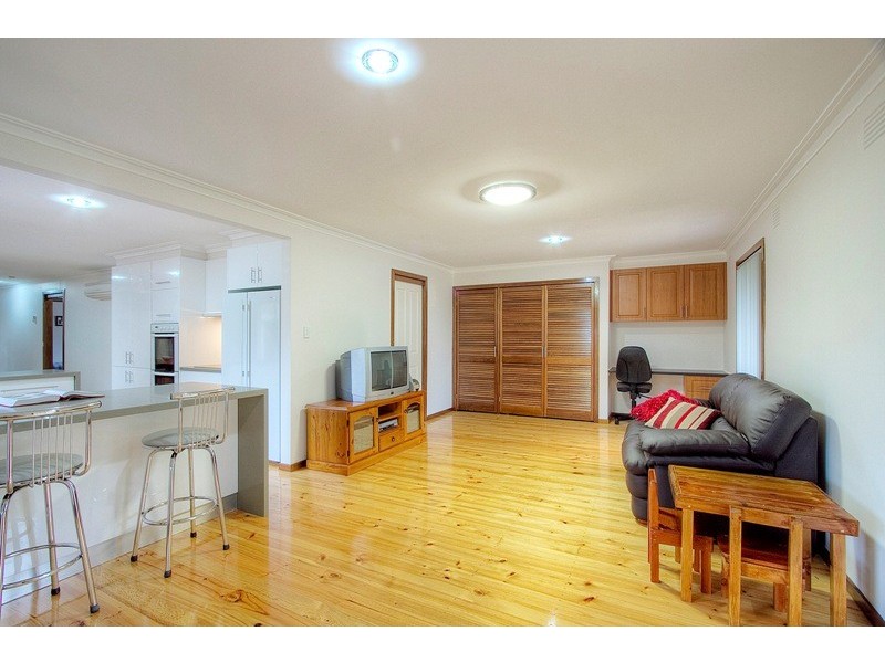 4 Fountain Drive, Narre Warren VIC 3805