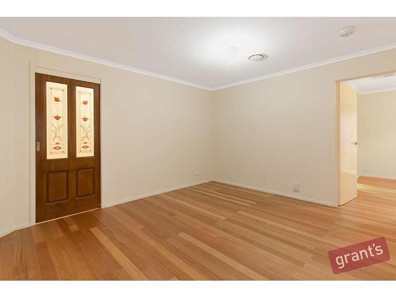 4 Topaz Place, Narre Warren VIC 3805