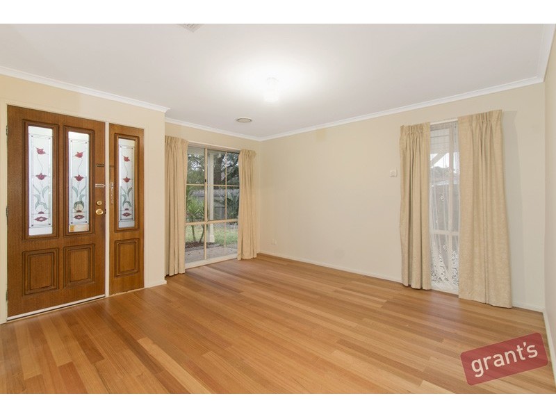 4 Topaz Place, Narre Warren VIC 3805
