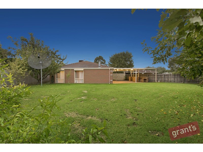 4 Topaz Place, Narre Warren VIC 3805