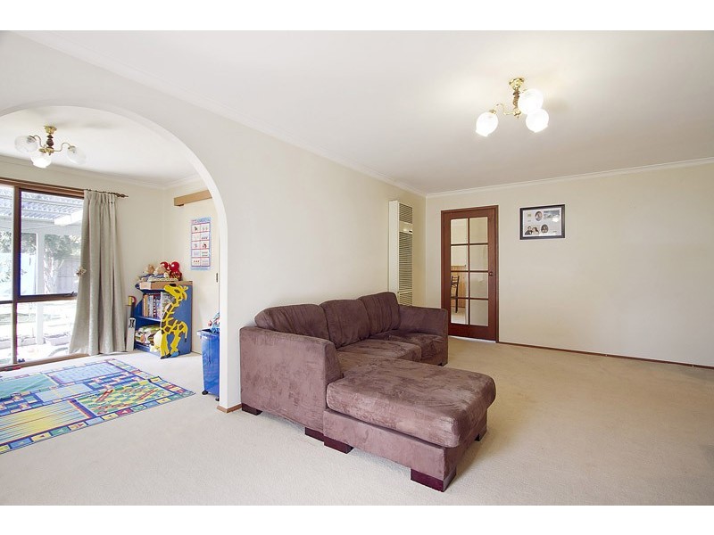 20 Rosemont Drive, Narre Warren VIC 3805