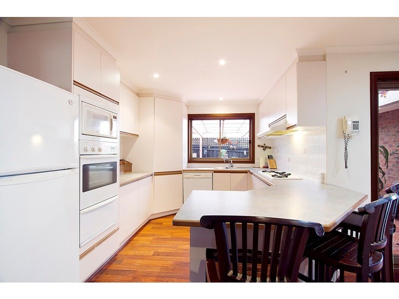 8 Redmore Court, Berwick VIC 3806