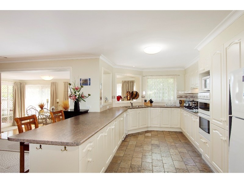 27 Park Square, Narre Warren South VIC 3805