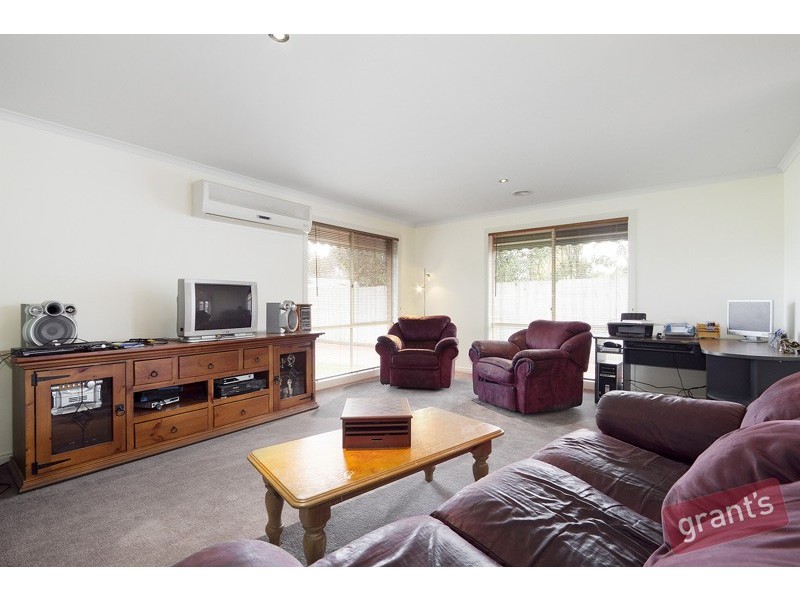 29 Warrenwood Place, Narre Warren VIC 3805