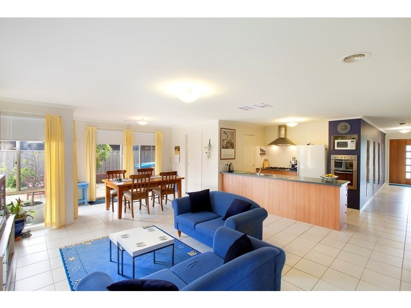 28 St Georges Road, Narre Warren South VIC 3805