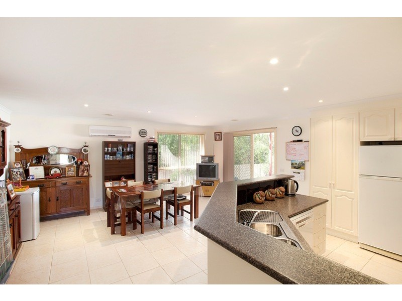 4 The Quadrant, Narre Warren South VIC 3805