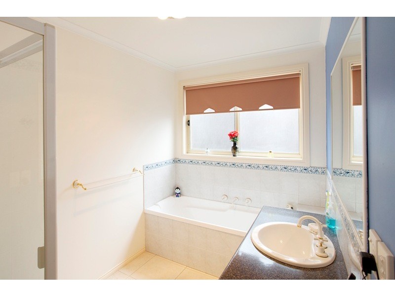 4 The Quadrant, Narre Warren South VIC 3805