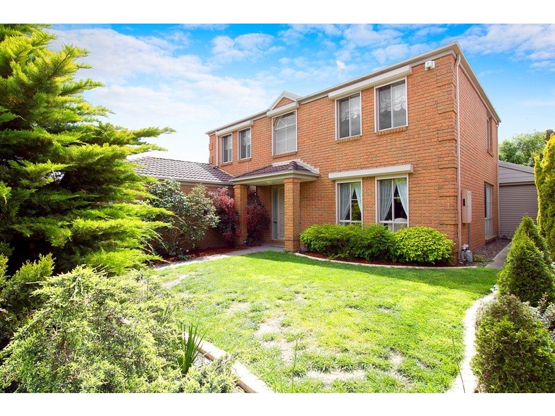 36 Lake View Drive, Narre Warren South VIC 3805