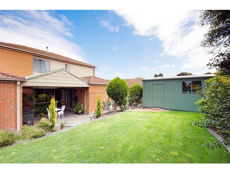 36 Lake View Drive, Narre Warren South VIC 3805