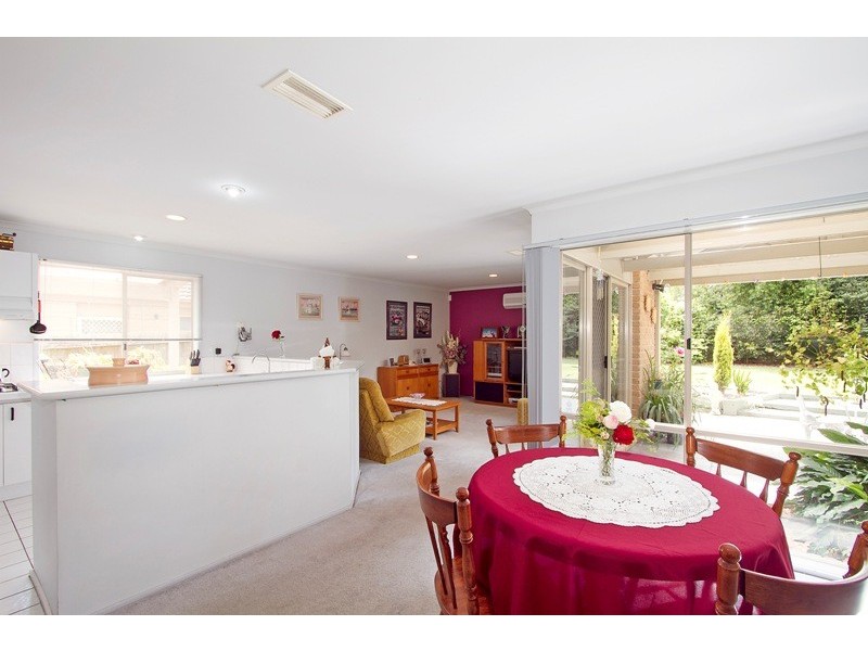 36 Lake View Drive, Narre Warren South VIC 3805