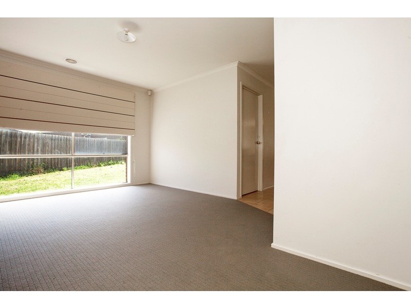 5 Kurnwill Place, Berwick VIC 3806