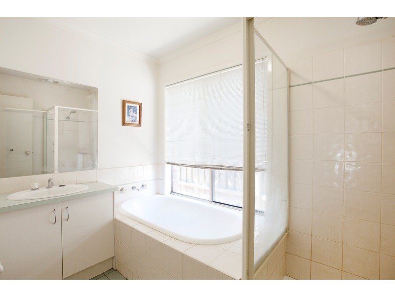 5 Kurnwill Place, Berwick VIC 3806