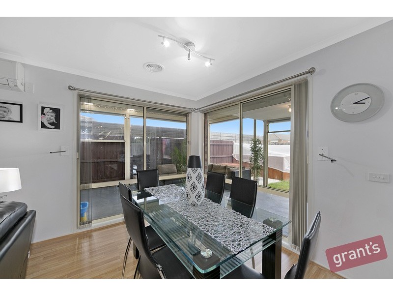 37 Lochard Terrace, Narre Warren South VIC 3805