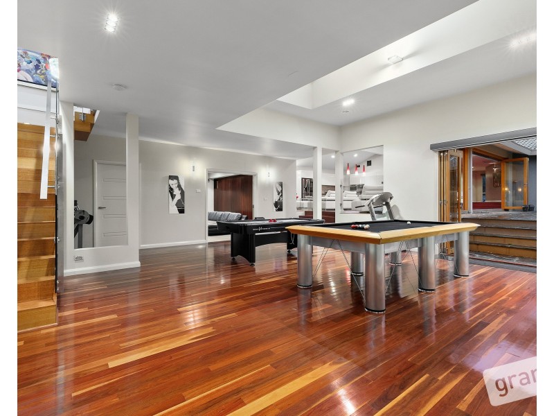 17-18 Carolyn Close, Narre Warren North VIC 3804
