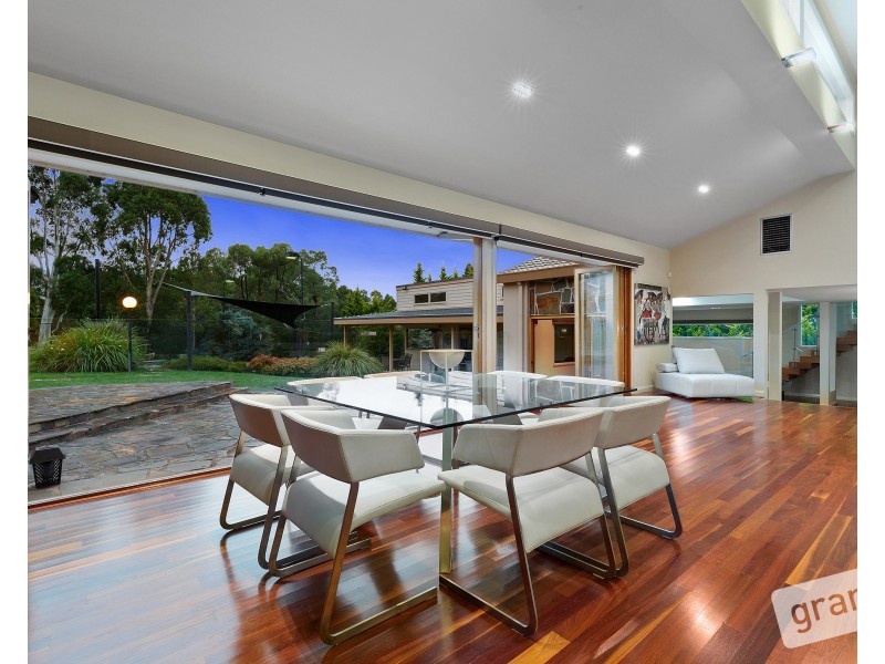 17-18 Carolyn Close, Narre Warren North VIC 3804