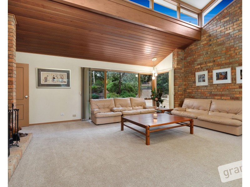 17-18 Carolyn Close, Narre Warren North VIC 3804