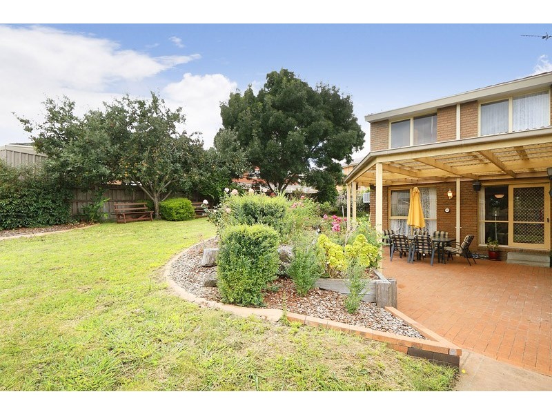 6 Freeman Court, Endeavour Hills VIC 3802