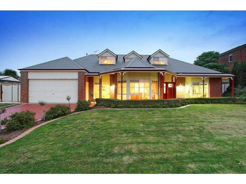 2 Davy Court, Narre Warren South VIC 3805