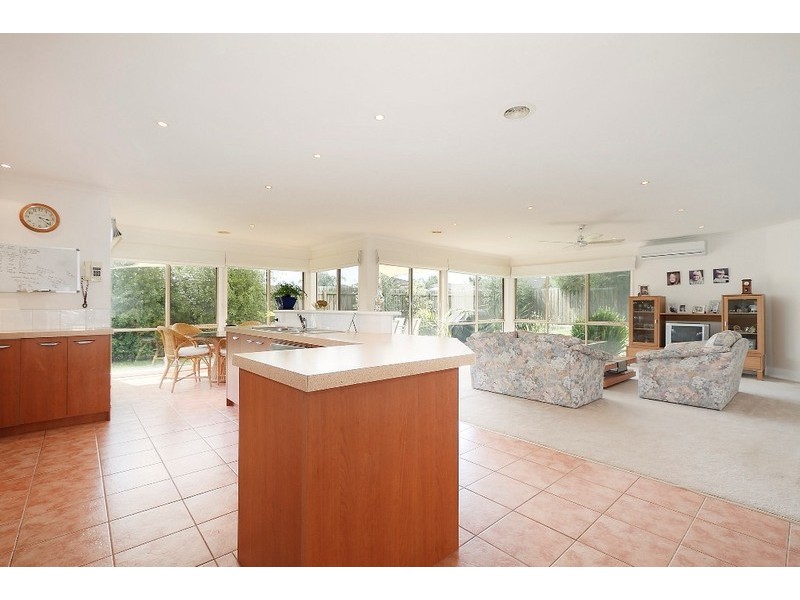 5 Jude Place, Narre Warren South VIC 3805