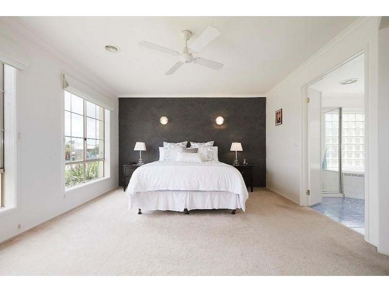 5 Jude Place, Narre Warren South VIC 3805