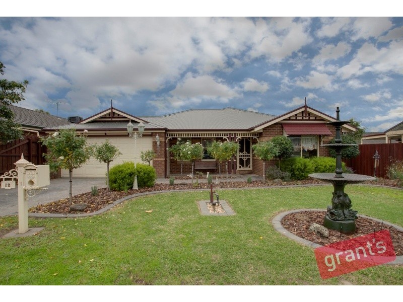 12 Ashmore Avenue, Narre Warren South VIC 3805