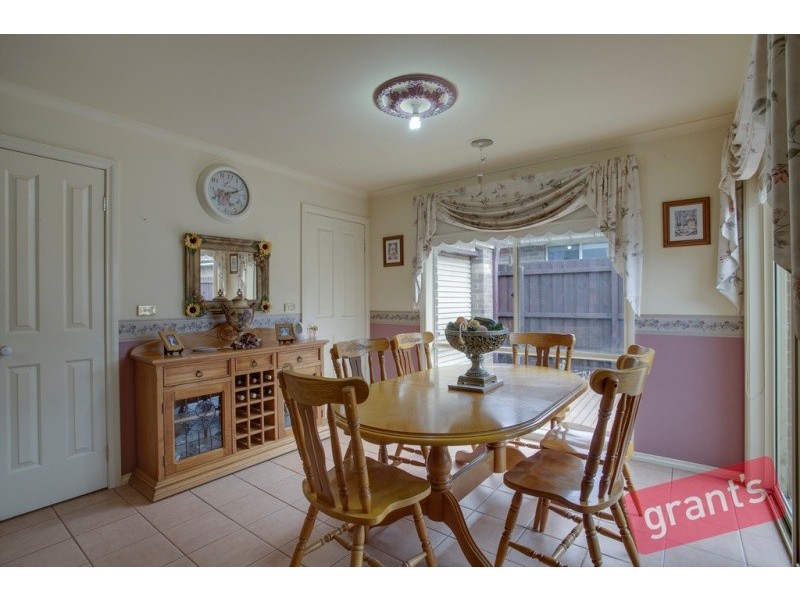 12 Ashmore Avenue, Narre Warren South VIC 3805