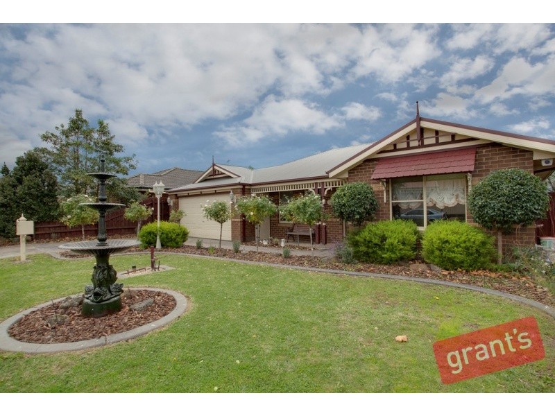 12 Ashmore Avenue, Narre Warren South VIC 3805