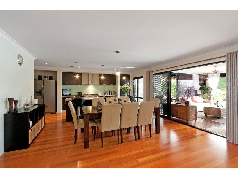 9 Rose Garden Court, Narre Warren North VIC 3804