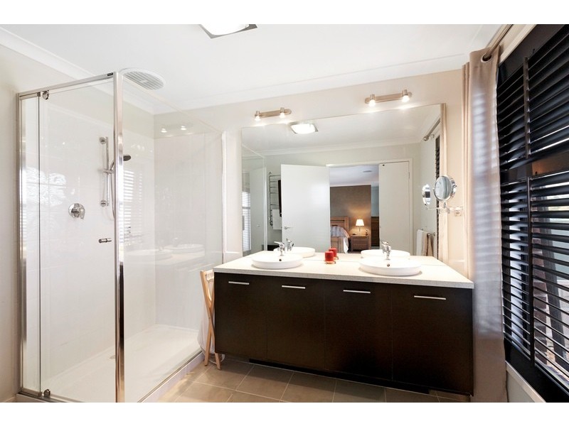 9 Rose Garden Court, Narre Warren North VIC 3804