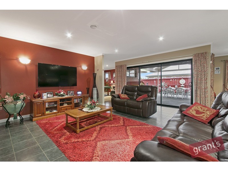 29 Rose Garden Court, Narre Warren North VIC 3804