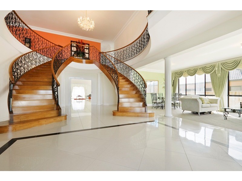 25 Banjo Patterson Drive, Pakenham VIC 3810