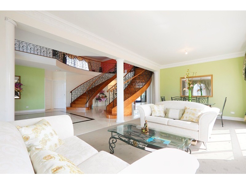 25 Banjo Patterson Drive, Pakenham VIC 3810