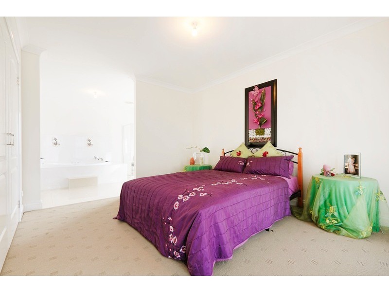 25 Banjo Patterson Drive, Pakenham VIC 3810