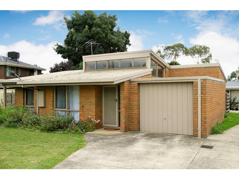 1/3 Fountain Drive, Narre Warren VIC 3805