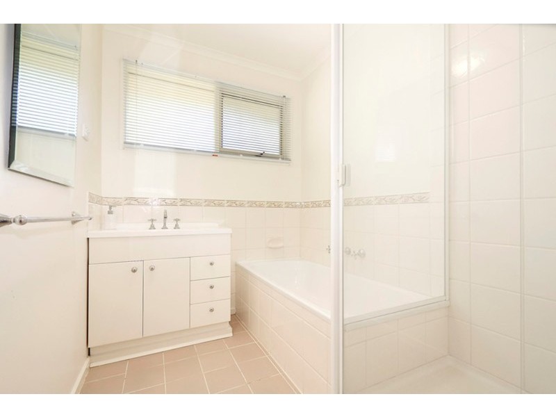 2/1-3 Wallowa Crescent, Narre Warren VIC 3805