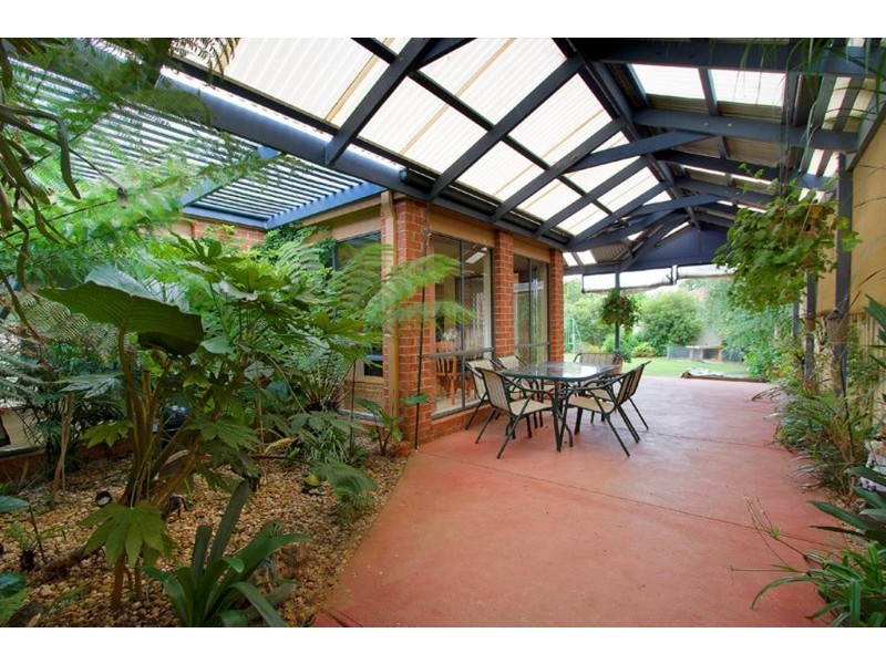 62 Galloway Drive, Narre Warren South VIC 3805