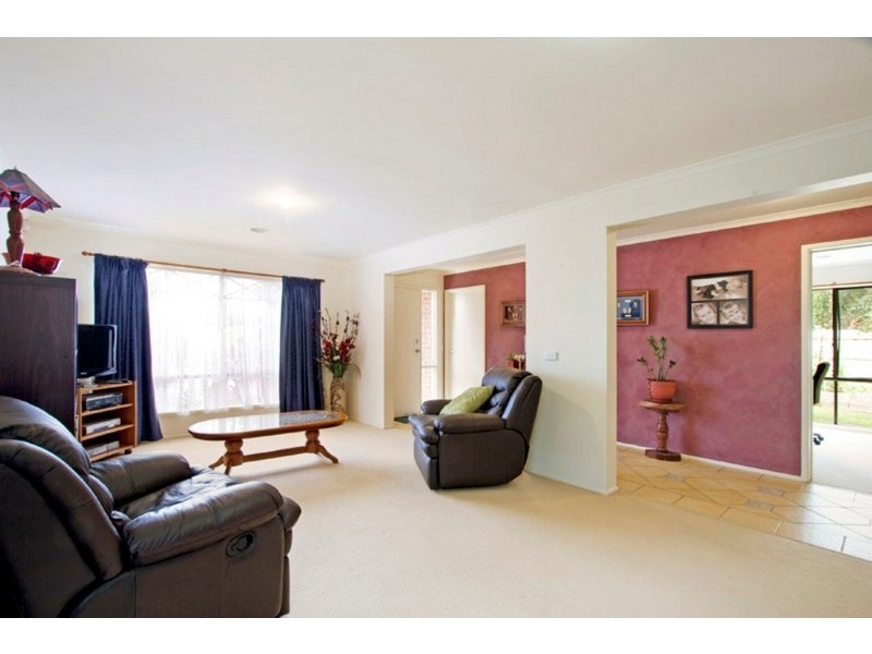 62 Galloway Drive, Narre Warren South VIC 3805