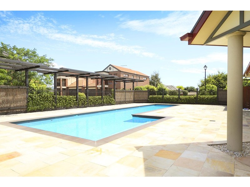 3/18 Marlesford Crecent, Berwick VIC 3806