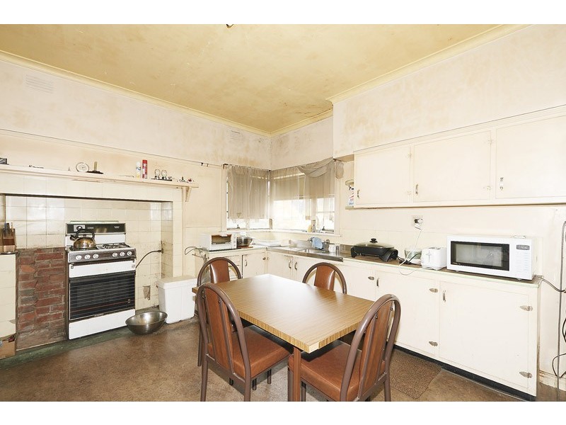 43 Jones Road, Dandenong VIC 3175