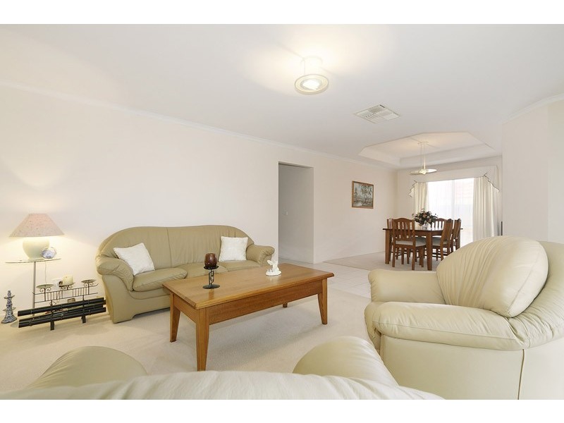 10 Yoni Court, Hallam VIC 3803