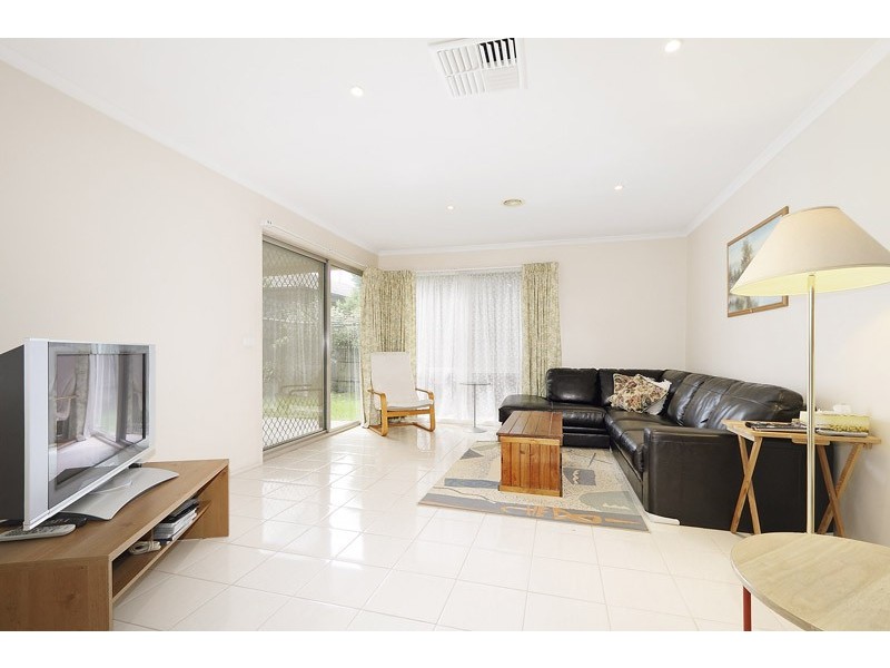 10 Yoni Court, Hallam VIC 3803