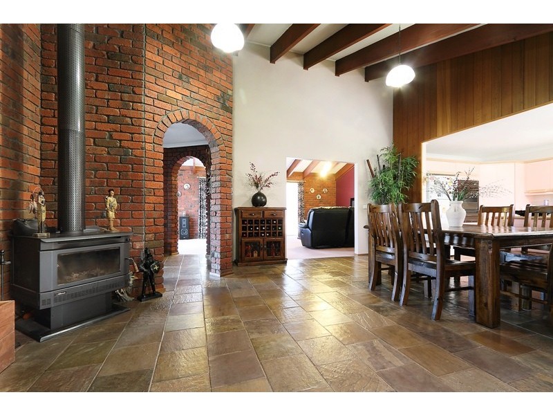 8 Dalbury Place, Narre Warren VIC 3805