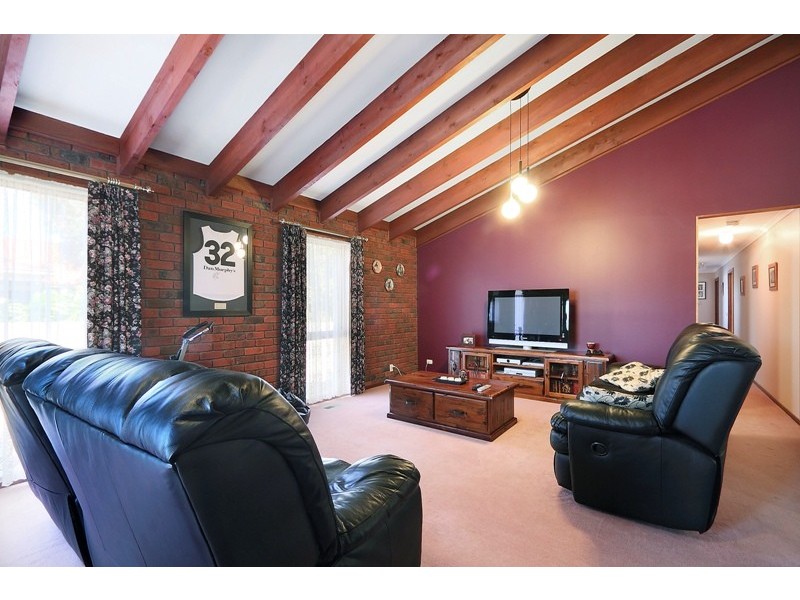 8 Dalbury Place, Narre Warren VIC 3805