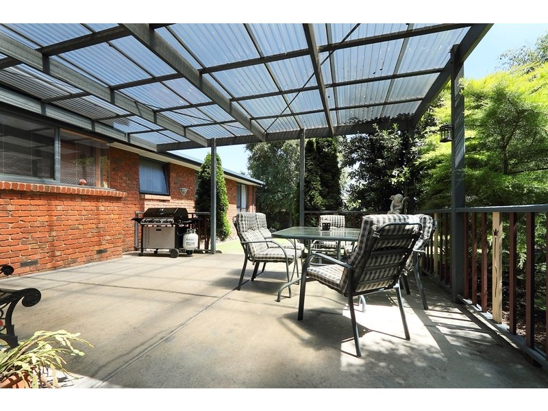 8 Dalbury Place, Narre Warren VIC 3805