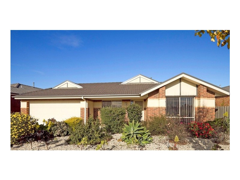 101 Melzak Way, Berwick VIC 3806