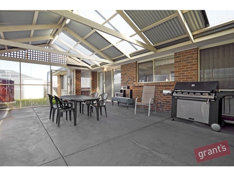 101 Melzak Way, Berwick VIC 3806