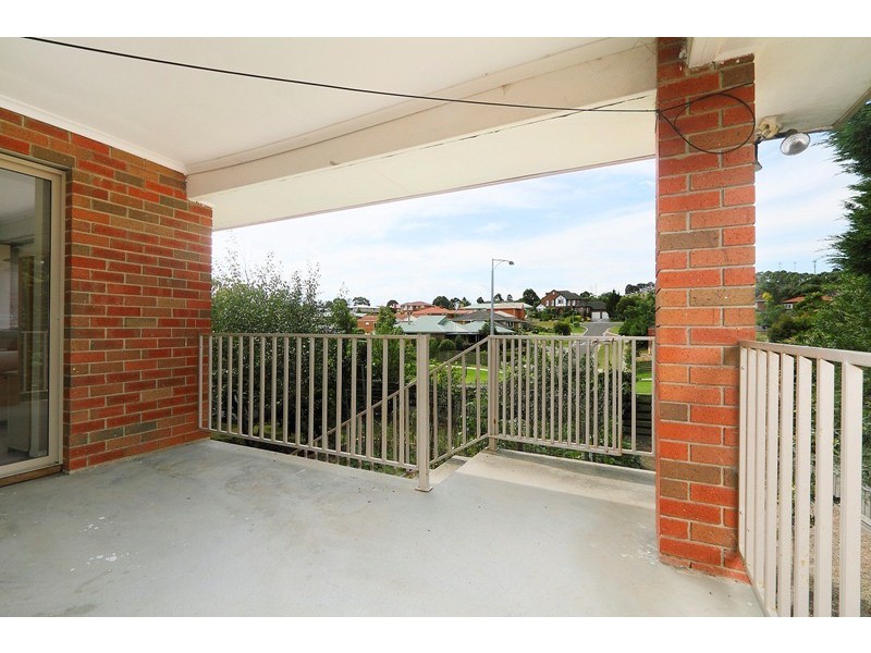 42 Royston Avenue, Berwick VIC 3806